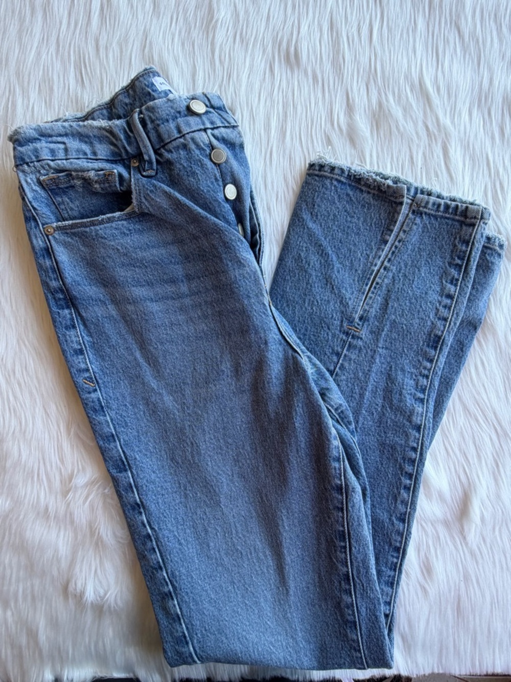 Good American High Rise Button Fly Raw Hem Distressed Jeans Size 8/29 Light Wash - Picture 9 of 9